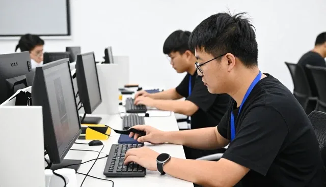 技术外包为什么越来越重视定制化软件开发服务